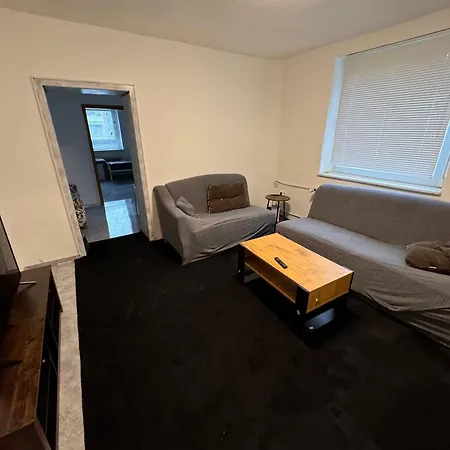 Zentrale *
